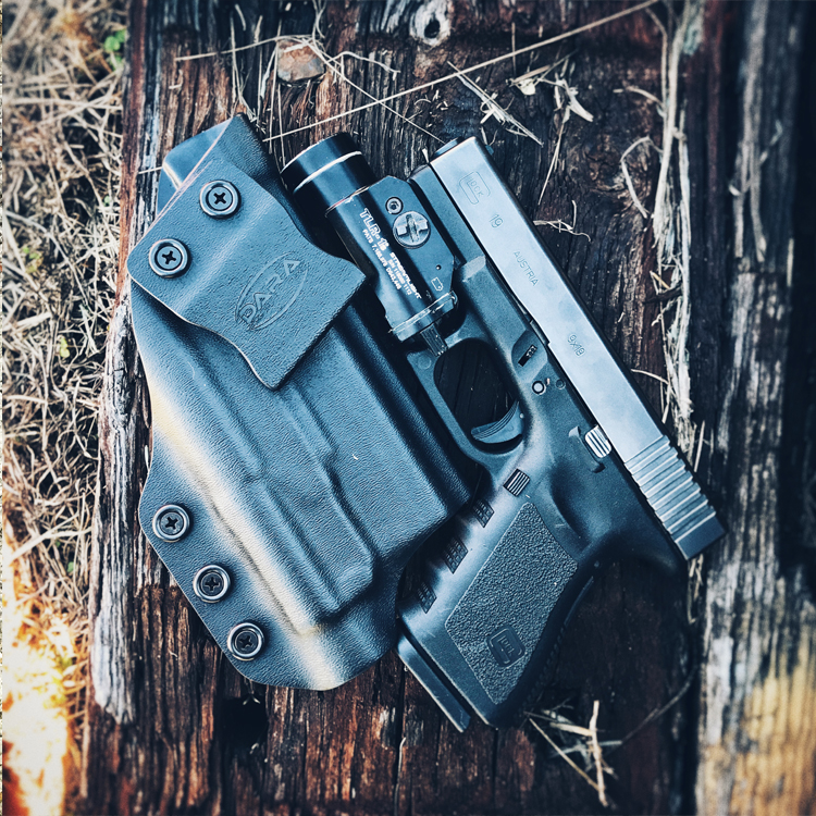 IWB Holster for Glock 19 and TLR-1