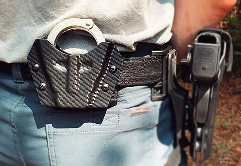 NEW: Cuff Carrier for S&W Chain Handcuffs - DARA HOLSTERS & GEAR