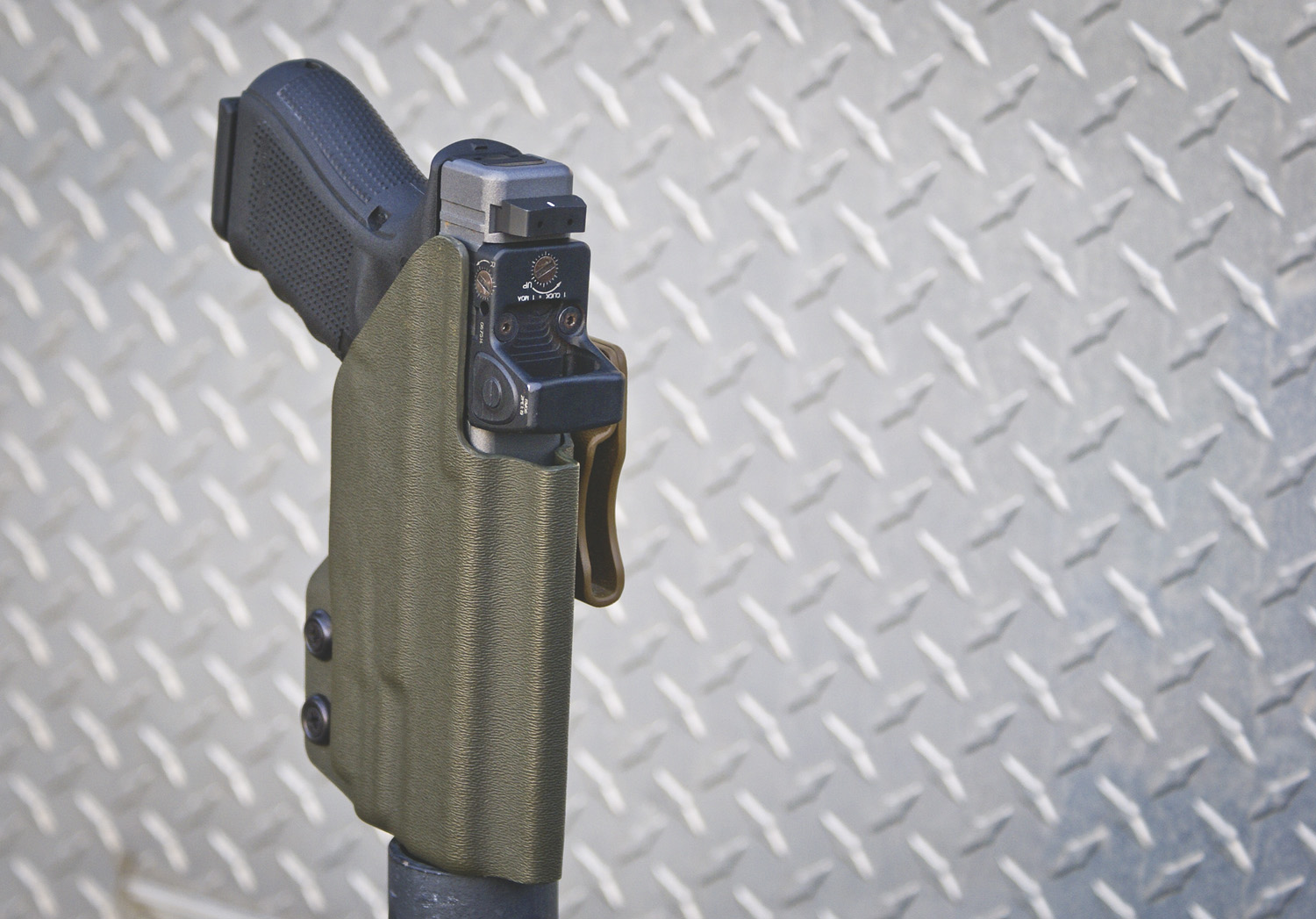 Glock 19 with O-Light PL-Mini